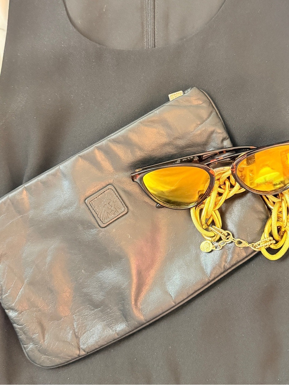 Vintage Anne Klein Black Leather Clutch Envelope Pouch Goldtone pull Chic Y2K - Picture 15 of 15